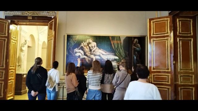 Посещение Эрмитажа скучным не бывает