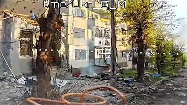 Артиллеристы и дроноводы уничтожают врага