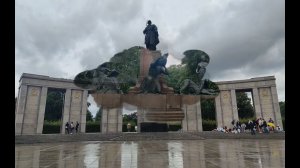 Почему мы уехали из Германии. Это уже не лидер Европы а Хромая Утка... (Одесский Бродяга)