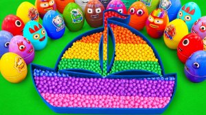 Делаем ванну-парусник из радужных бусин, смешивая СЛИЗЬ Mystery Eggs и ГЛИНЯНУЮ раскраску