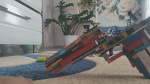 я собрал пистолет из Lego