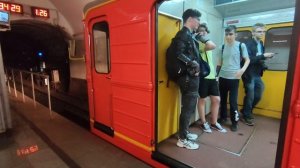 электропоезд 81-717 Номерной Красная стрела на станции Краснопресненская