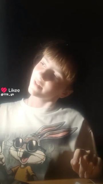 😋😍🤗😚🙂