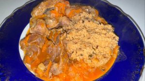 Нежнейшая говядина томленая с овощами.