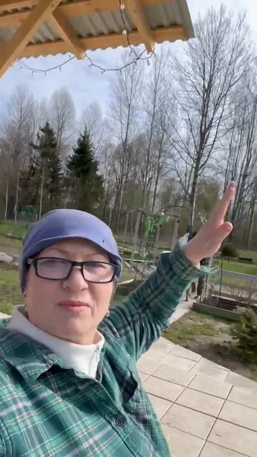 Майский настрой на  работы в саду.