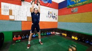 Комплекс упражнений с двумя гирями. («комплекс Синцова»).