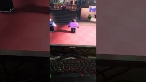 1 год игре укради брейн-ринг ОБНОВЛЕНИЕ В Steal a braintot