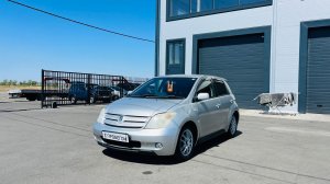 Toyota ist, 2003 год