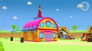 Сборка гаража и трапа самолета! Строим и играем в игрушки с Левой