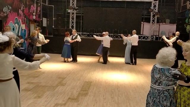 Бал Победы в Капотне. Испанский вальс.