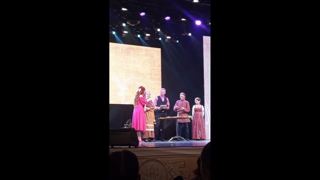 отчётный концерт в дк химволокно