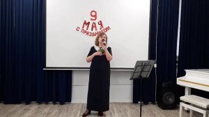 В парке у Мамаева Кургана - Вера Грюнберг-Иванникова