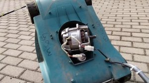 Вчера вечером электро-косилка сломалась. Сегодня утром уже снова работает))))
