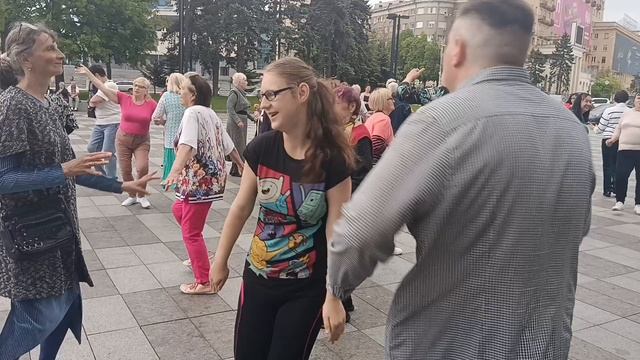 ЛАЧО ТАНЦЫ ХАРЬКОВ МАЙ 2026 смотреть онлайн