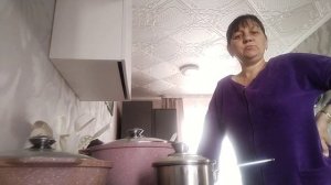 Дождливое утро в сибирской деревне 🌧️ Кошечки и разговоры о жизни.