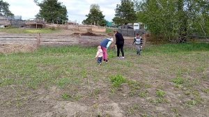 Маленькая помощница 😍💞