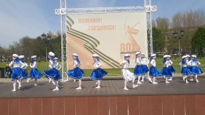 Ансамбль Эксклюзив - Бескозырка