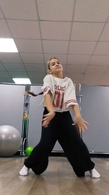 Ша,черемша 🤪 есть ещё другая версия тренда,более лёгкая,но её тоже станцую #матросоваоля #astrum2014