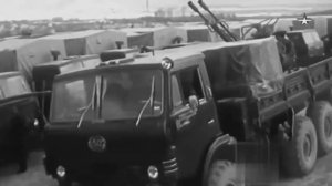 Афган. Путь до подножия гор крутой.