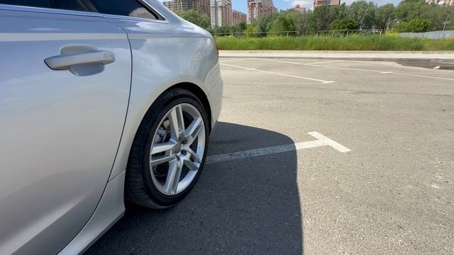 Редчайшая Audi A6C7 S-Line 3.0 смотреть онлайн