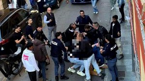 Полиция установила личность преступника, который на скорости в 100 км/ч протаранил толпу в Модене.