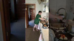 Притопала домой 😊