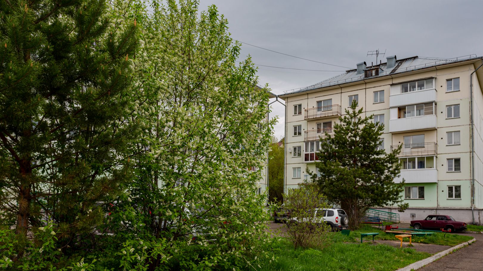 Осинники Тобольская 24