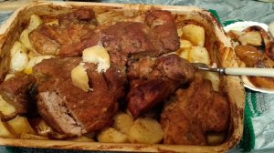 События одного дня. Готовлю вкусное мясо с картошкой. Доставка из Чижика. Сухая гроза.