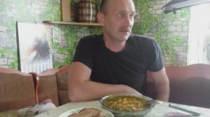 ОБЖОРЫЧ | МУКБАНГ | ЗЕЛЁНЫЙ БОРЩ (щавельный) | ГРЕНКИ С ЧЕСНОКОМ