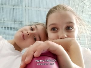 у меня соревнования. поддержите меня... и Полину