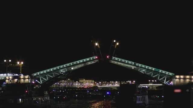 Разведение мостов в г. Санкт-Петербург. 15.05.26