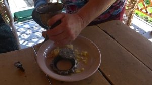 Валь цветов на участке. Подвела ручная мясорубка. Не оправдались надежды.