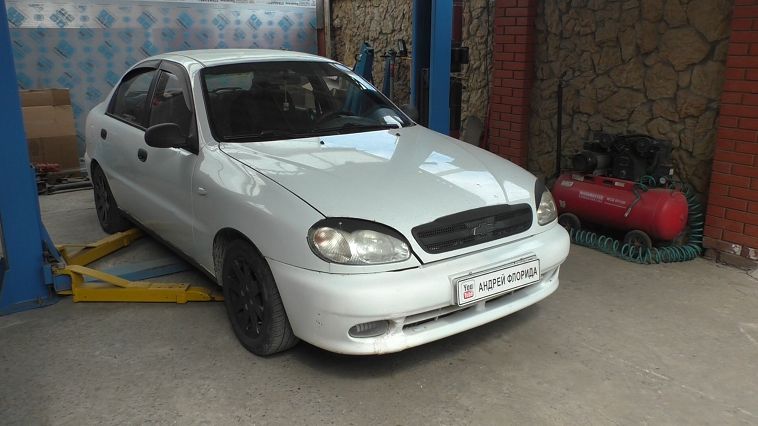 Замена комплекта ГРМ и помпы на Chevrolet Lanos Шевроле Ланос 2006 года 1часть