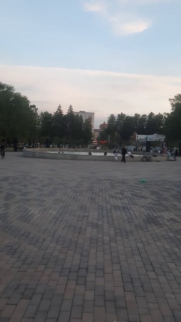 Дк. Химиков, Уфа. Вечер.