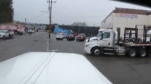 Загрузка Гранитом Peterbilt 389