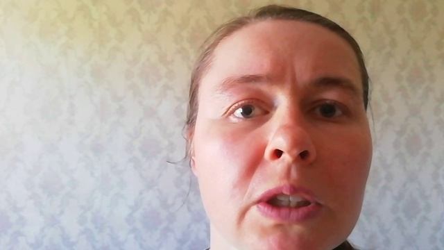 Сейчас мы посмотрим бадан у нас в огороде