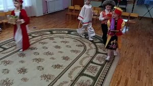 Сказка из топора и дружбы