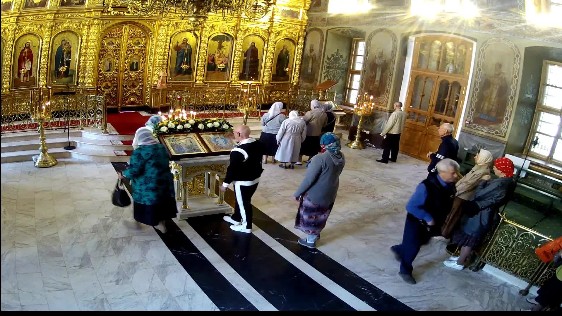 17.05.2026. Воскресение. Рання Литургия. Неделя о слепом