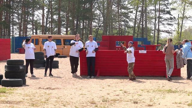 «Зарница» в белых халатах: почти сто амурских медиков сразились в патриотической игре