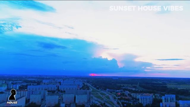 Sunset Deep House Mix 🌅 ｜ Golden Hour Vibes ｜ Chill House Music - HØUSE