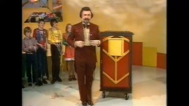 The Great Kovari - The Saturday Show TV Appearance with The Blade Box illusion смотреть онлайн