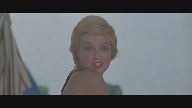 Землю обходит любовь! Фрагменты из фильма "Спортлото-82". 1982 г.