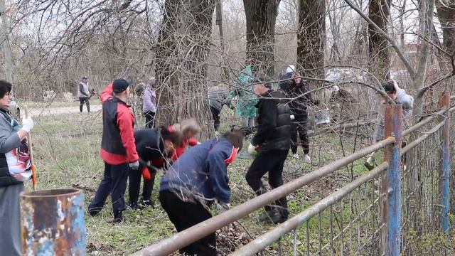 Субботник в мкр. Октябрьский смотреть онлайн