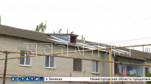 Падение со второго этажа оказалось смертельно для коммунальщика, ремонтировавшего крышу