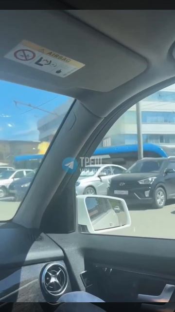 🚎 Трамвай заискрился на улице Шевченко, 17.