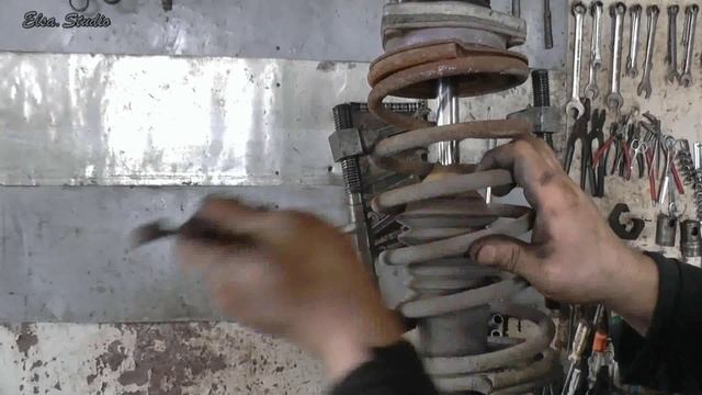 Замена пыльника и отбойника передней стойки ВАЗ 2110 смотреть онлайн