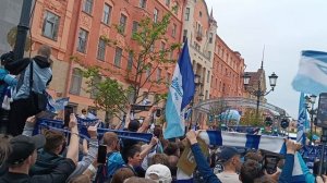 болельщики Зенита в ожидании наших ЧЕМПИОНОВ ⚽⚽⚽. малая Конюшенная СПБ 18.05.26