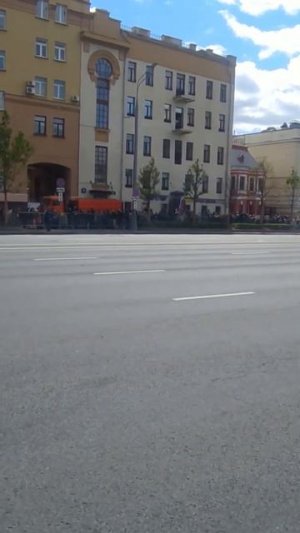 Военная техника на Садовом кольце после  парада. Москва - День Победы 9 мая Фрагмент 15