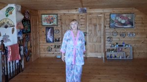 Примерка покупок из Самарканда.
