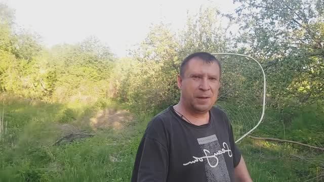 Чищу свой пруд в саду! Заливаются соловьи! Жизнь на природе!
